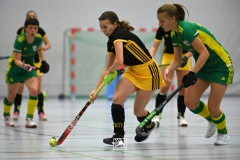 Hockey:  Damen halten Punkt fest