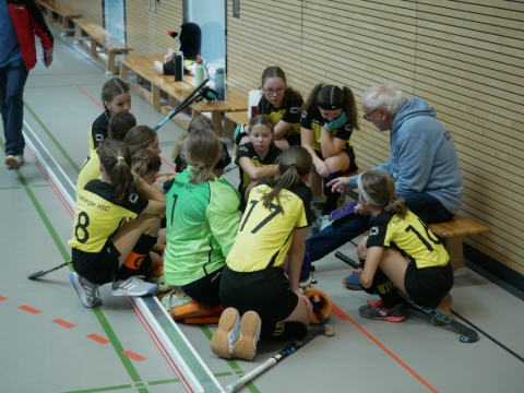 Hockey: Weibliche U12 siegreich zum Auftakt