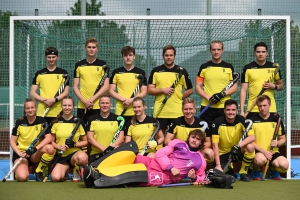 Hockey: Im Mix zum historischen Dreier