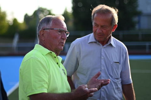 Hatten sich viel zu erzählen Peter Schubert (links) und der ehemalige FHTC-Vorsitzende Ulrich Wehnert, Foto: Tobias Seifert