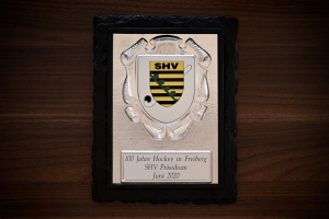 Ehrenschild des SHV zur Ehren von 100 Jahre Hockey in Freiberg