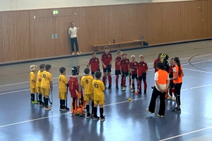 Hockey - Männliche U10 gibt die rote Laterne ab