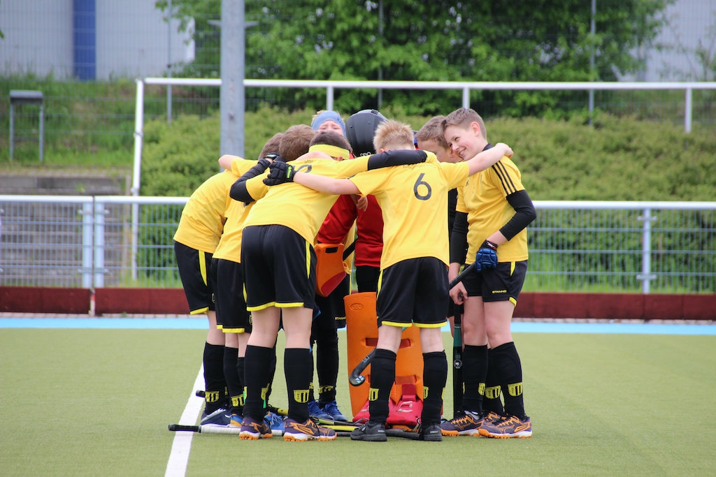 Hockey: Männliche U12 und Jung-Schiedsrichter meistern Bewährungsprobe